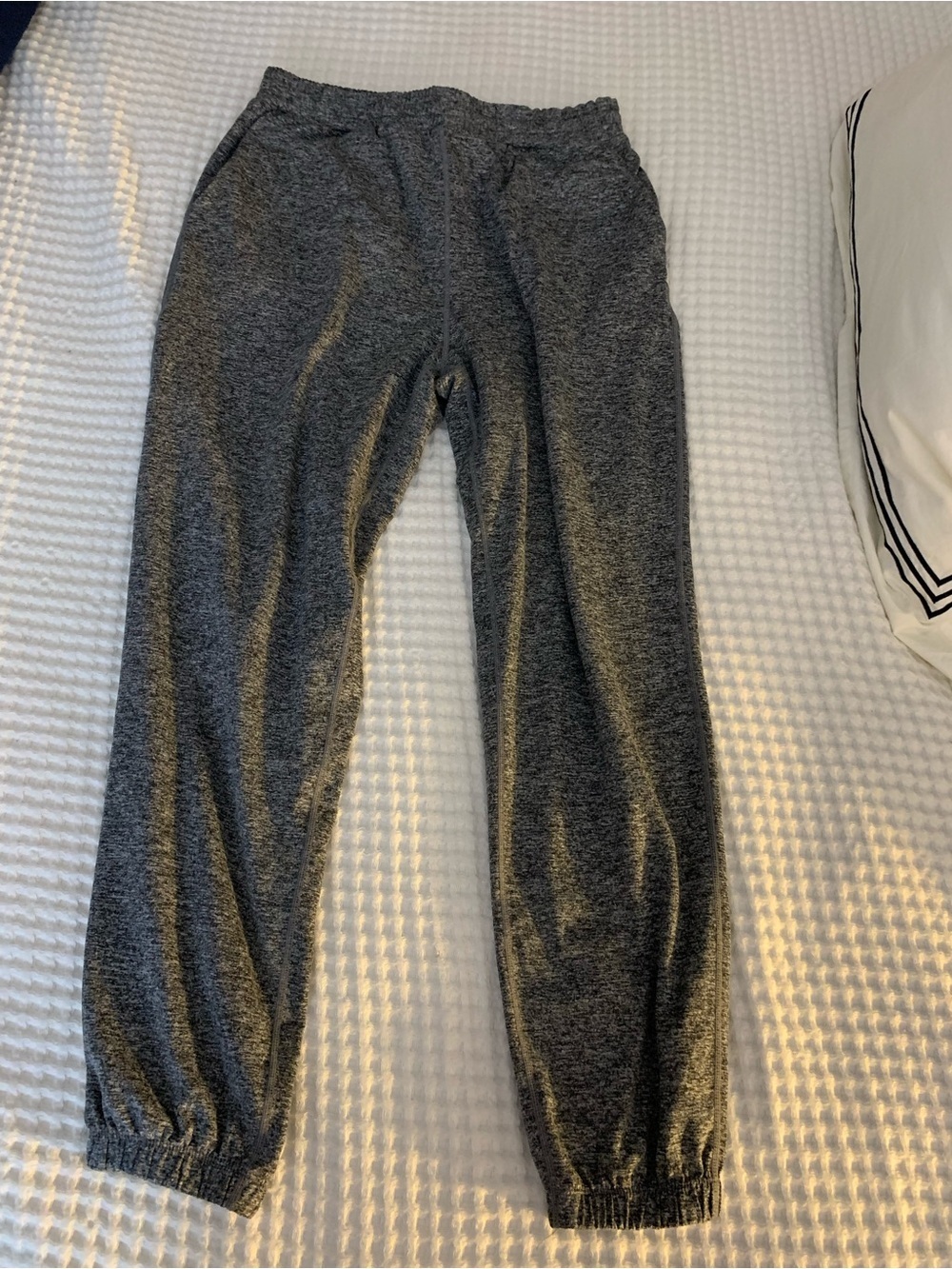 Vuori Boyfriend Jogger Sweatpants Size Small EUC